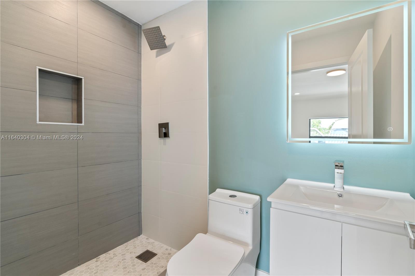 355 NW 5TH AVE