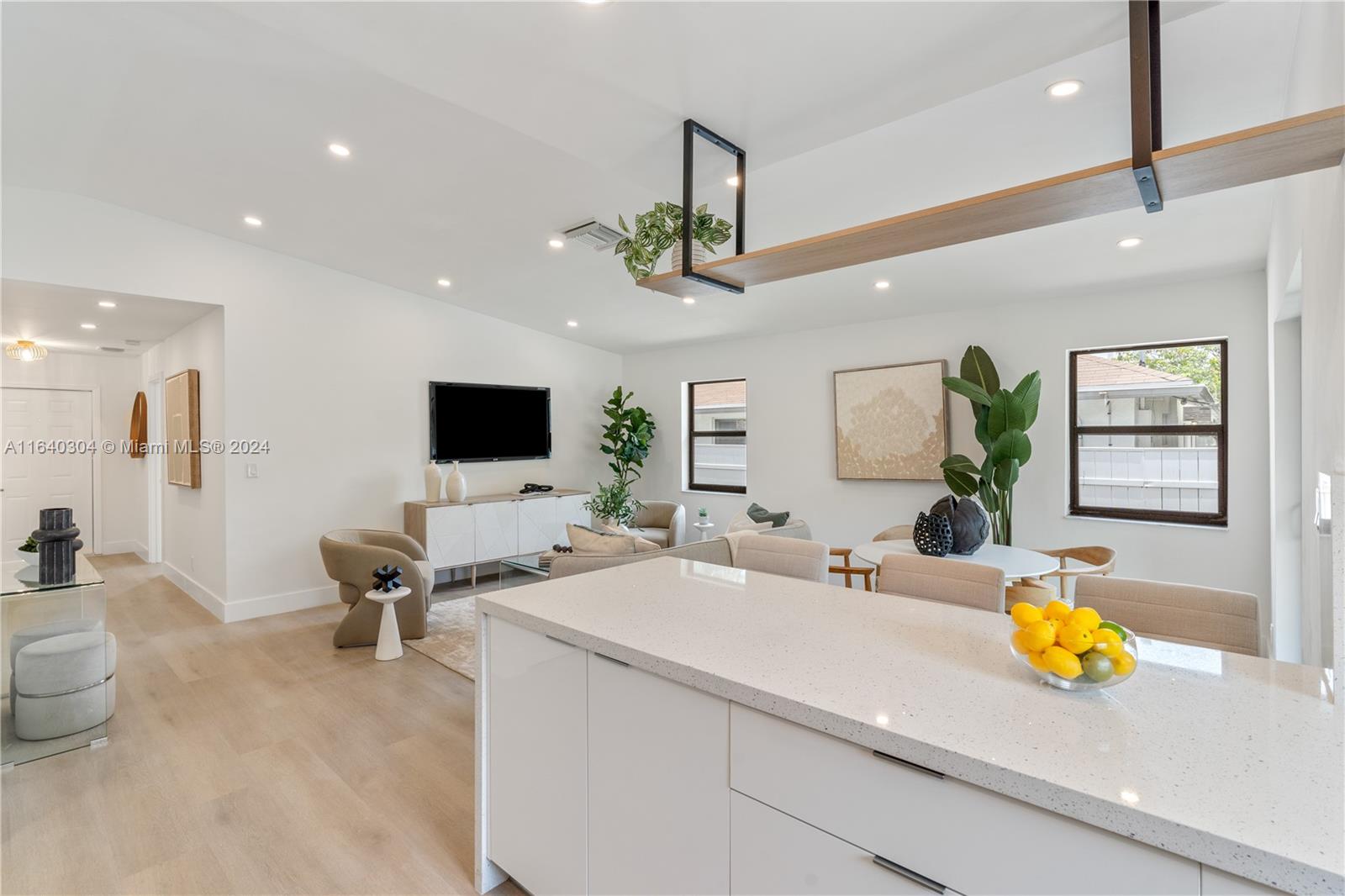 355 NW 5TH AVE