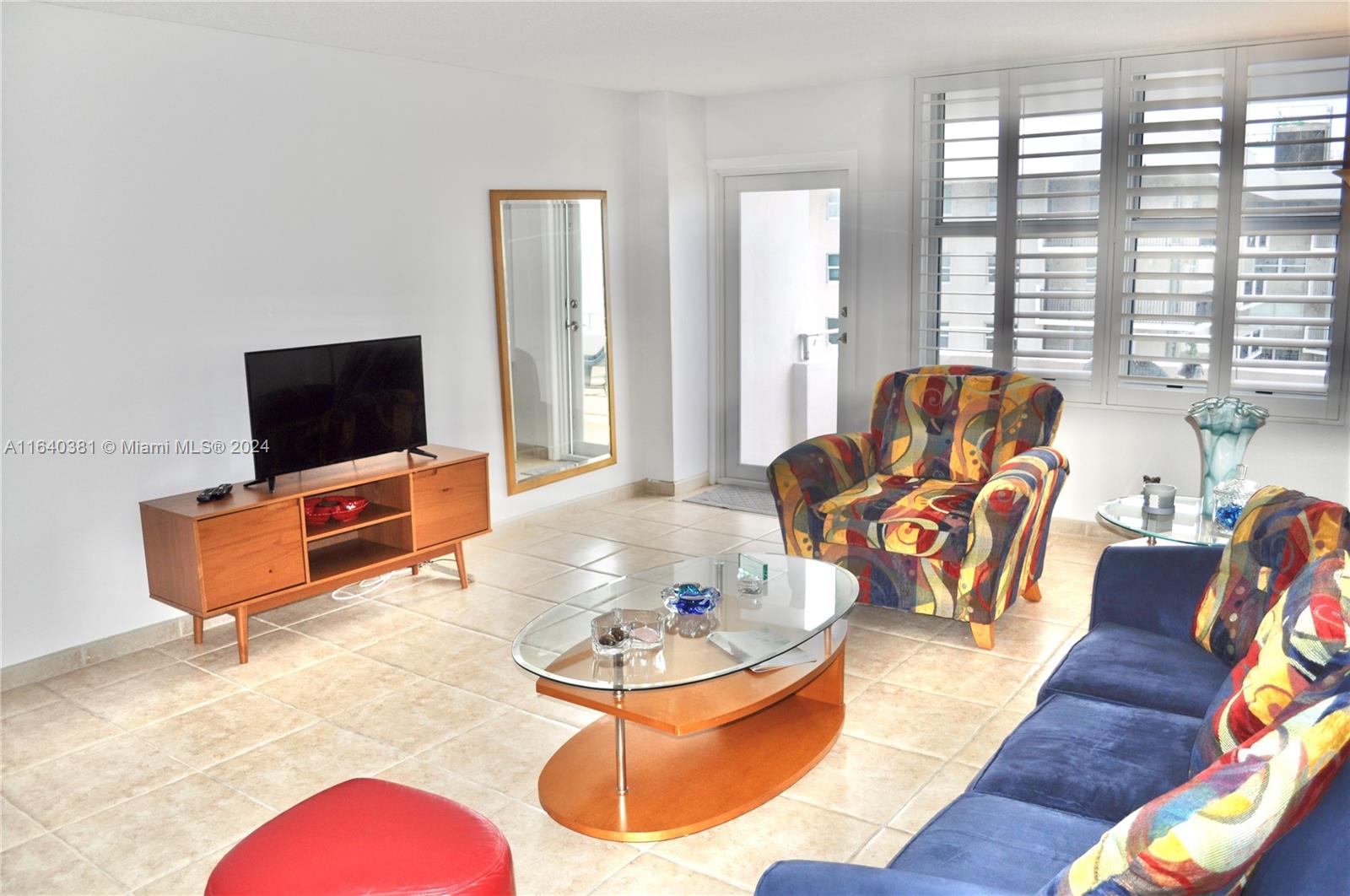 9225 Collins Ave # 1109