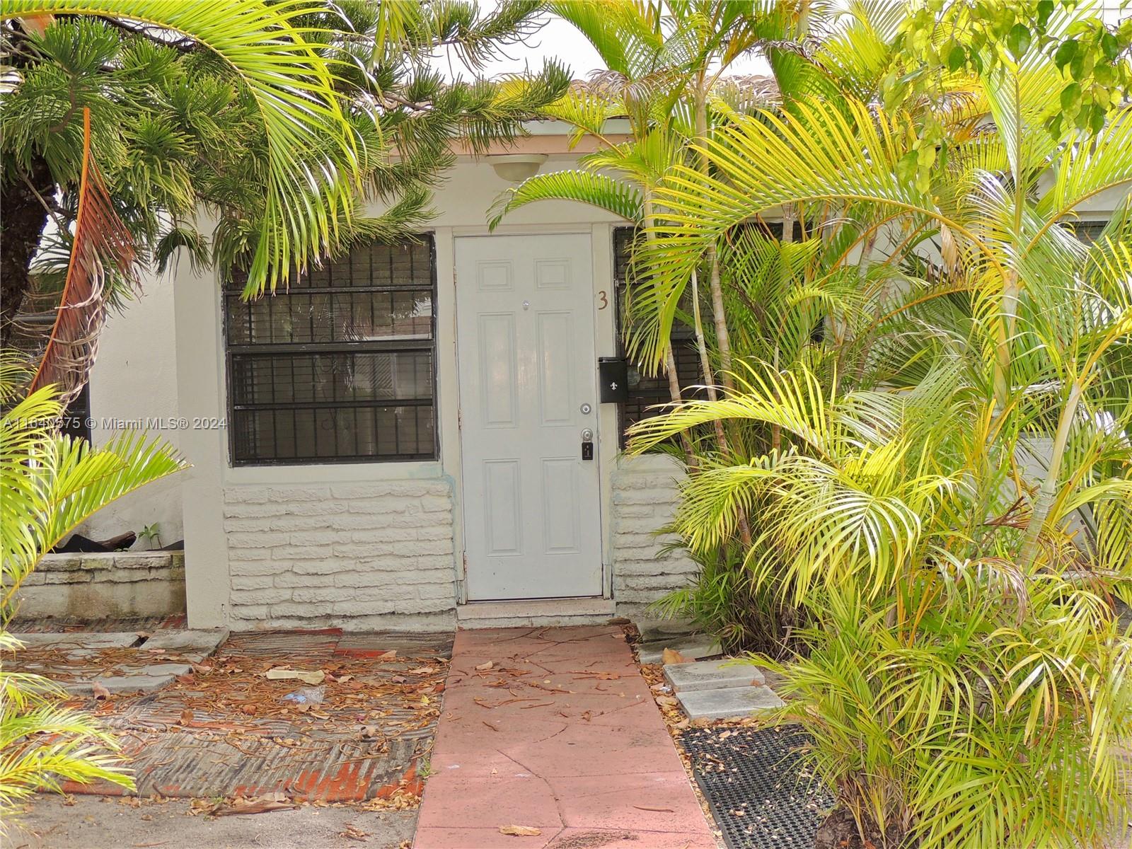 2243 Calais Dr # 3