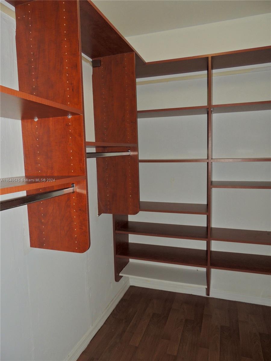 2243 Calais Dr # 3
