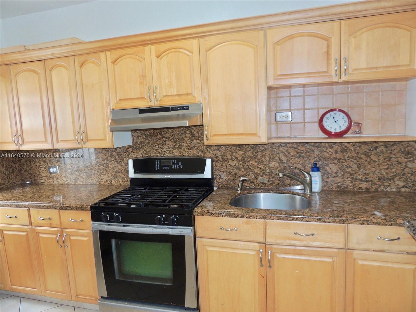 2243 Calais Dr # 3