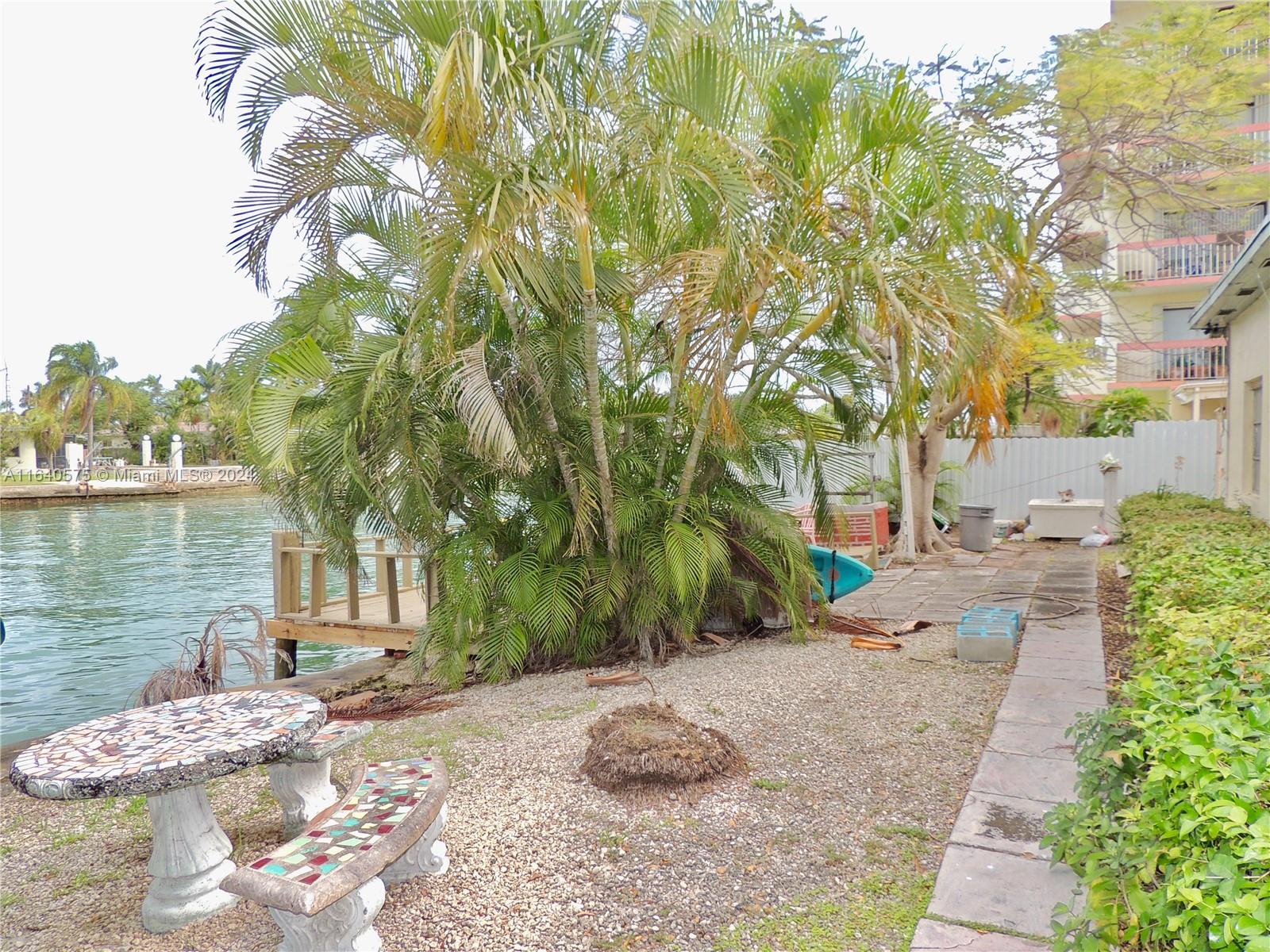 2243 Calais Dr # 3