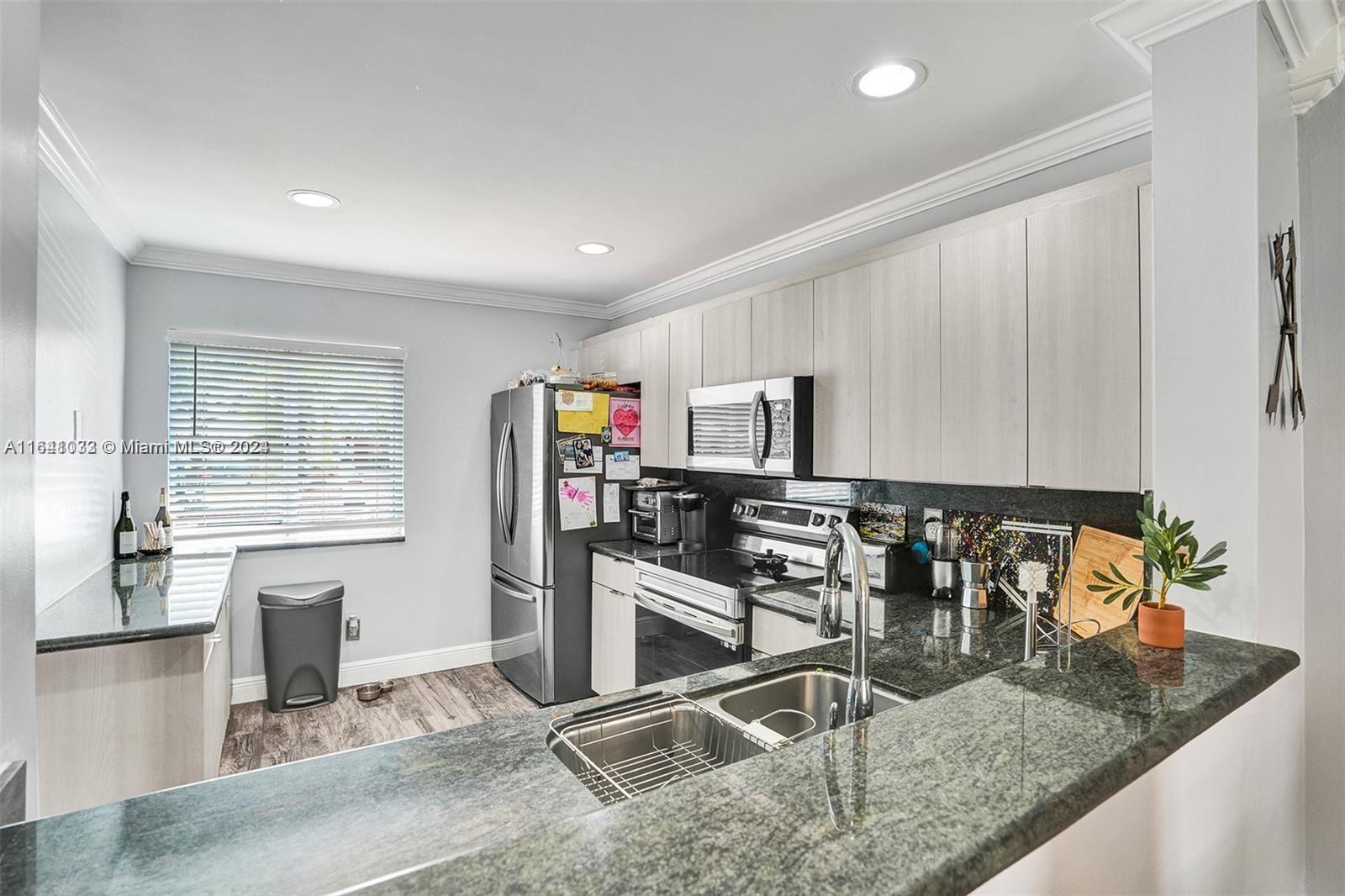 824 NW 208th Dr