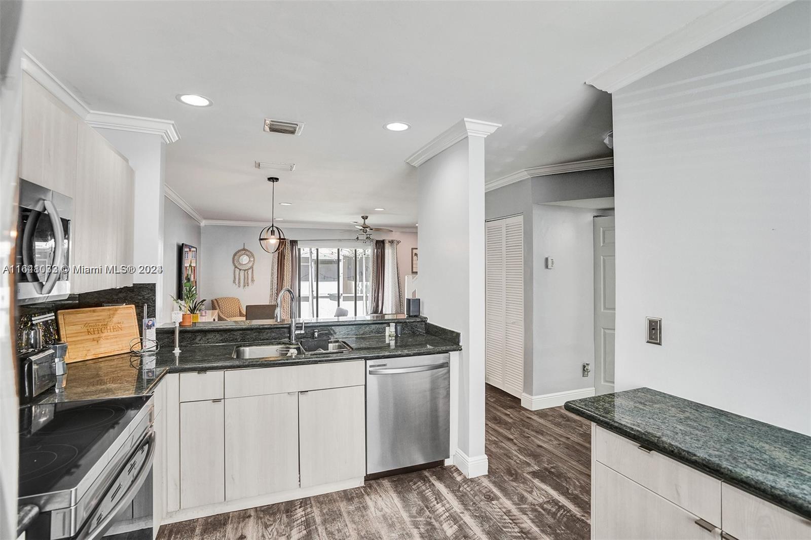 824 NW 208th Dr