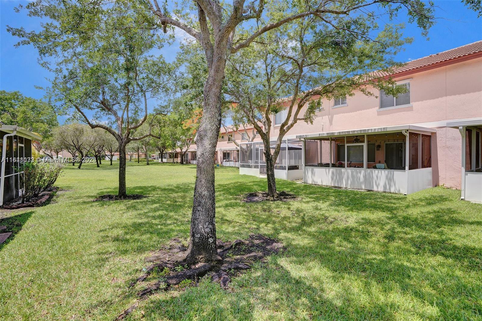 824 NW 208th Dr