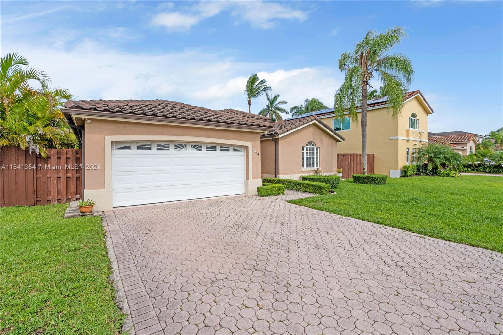 9044 SW 113th Ave