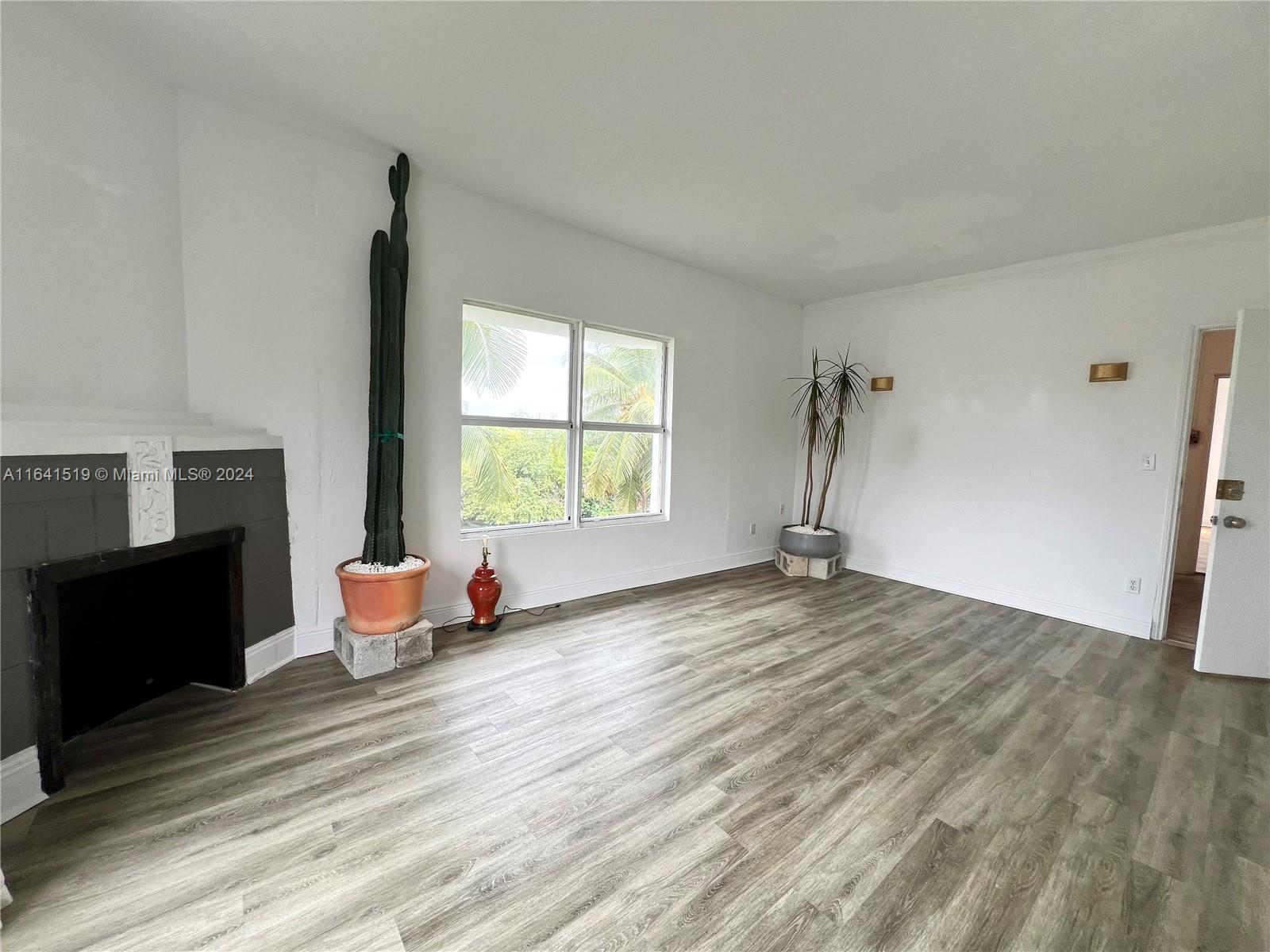 4035 N Meridian Ave # 306