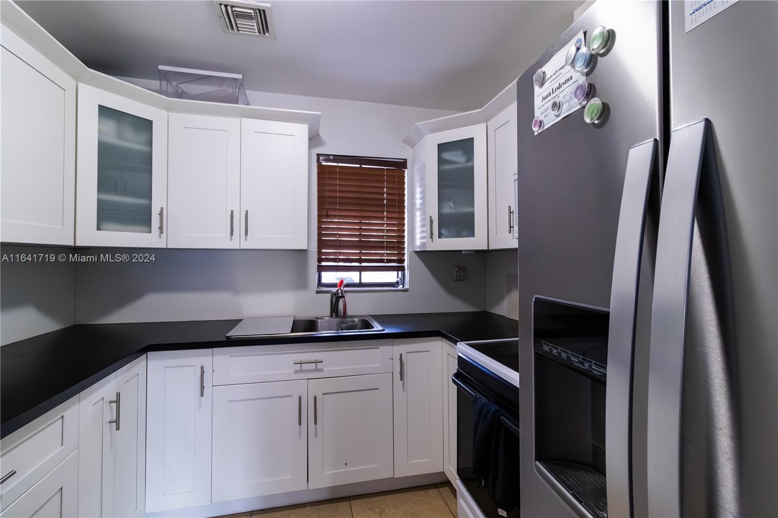 1535 SW 122nd Ave # 5 Unit: 3-5