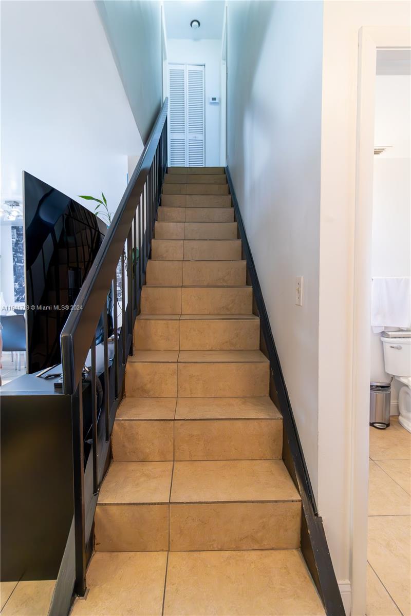 1535 SW 122nd Ave # 5 Unit: 3-5