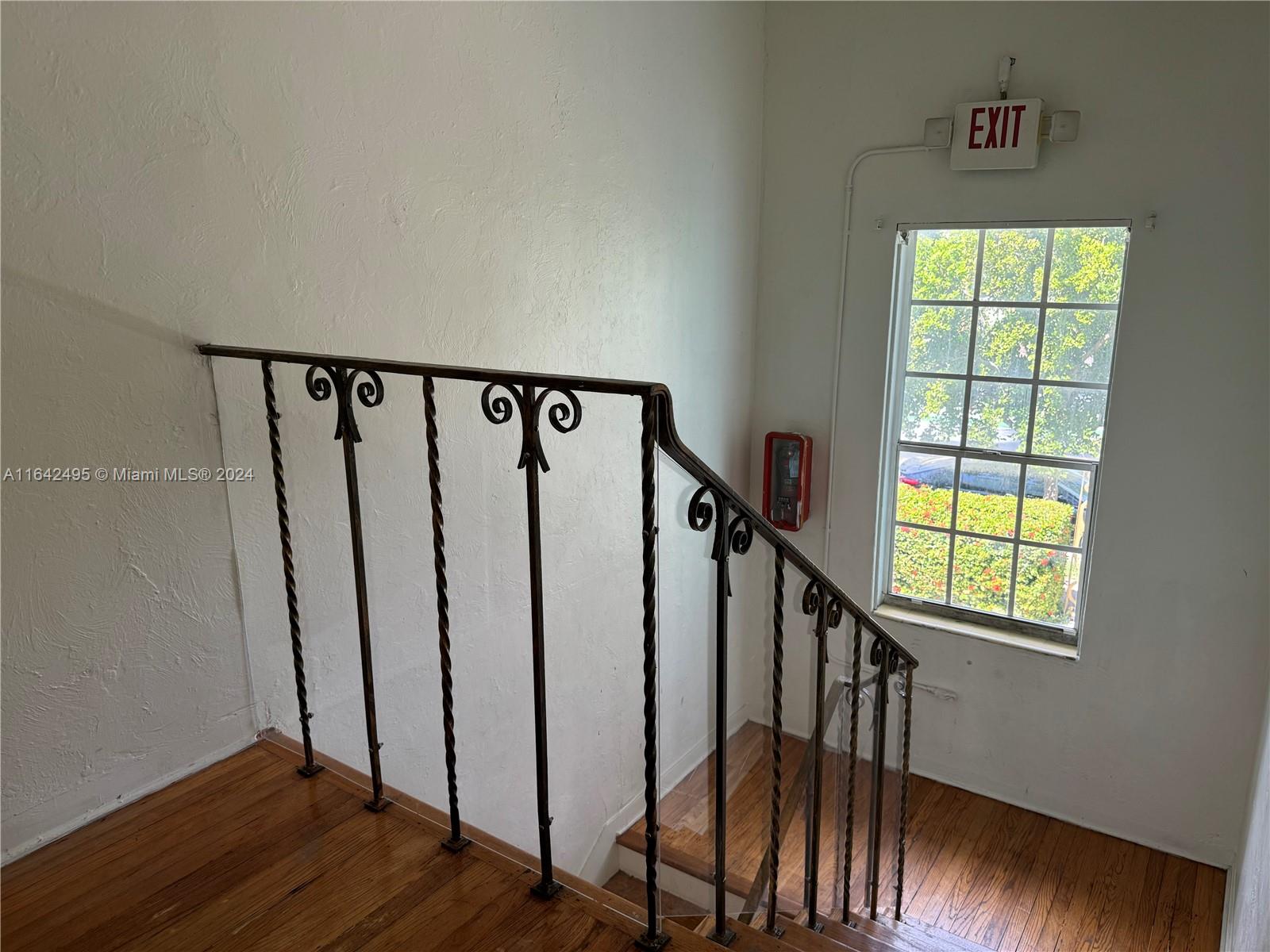 751 Euclid Ave # 4
