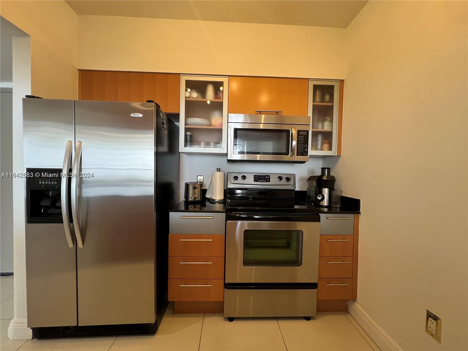 1750 N Bayshore # 1411