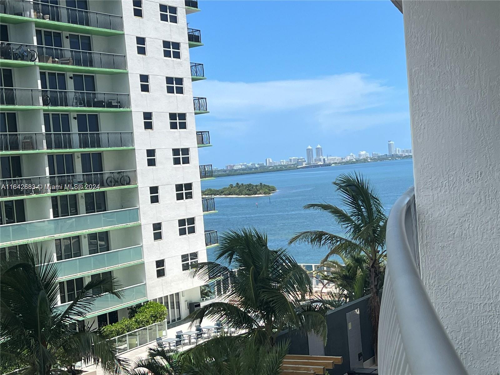 1750 N Bayshore # 1411