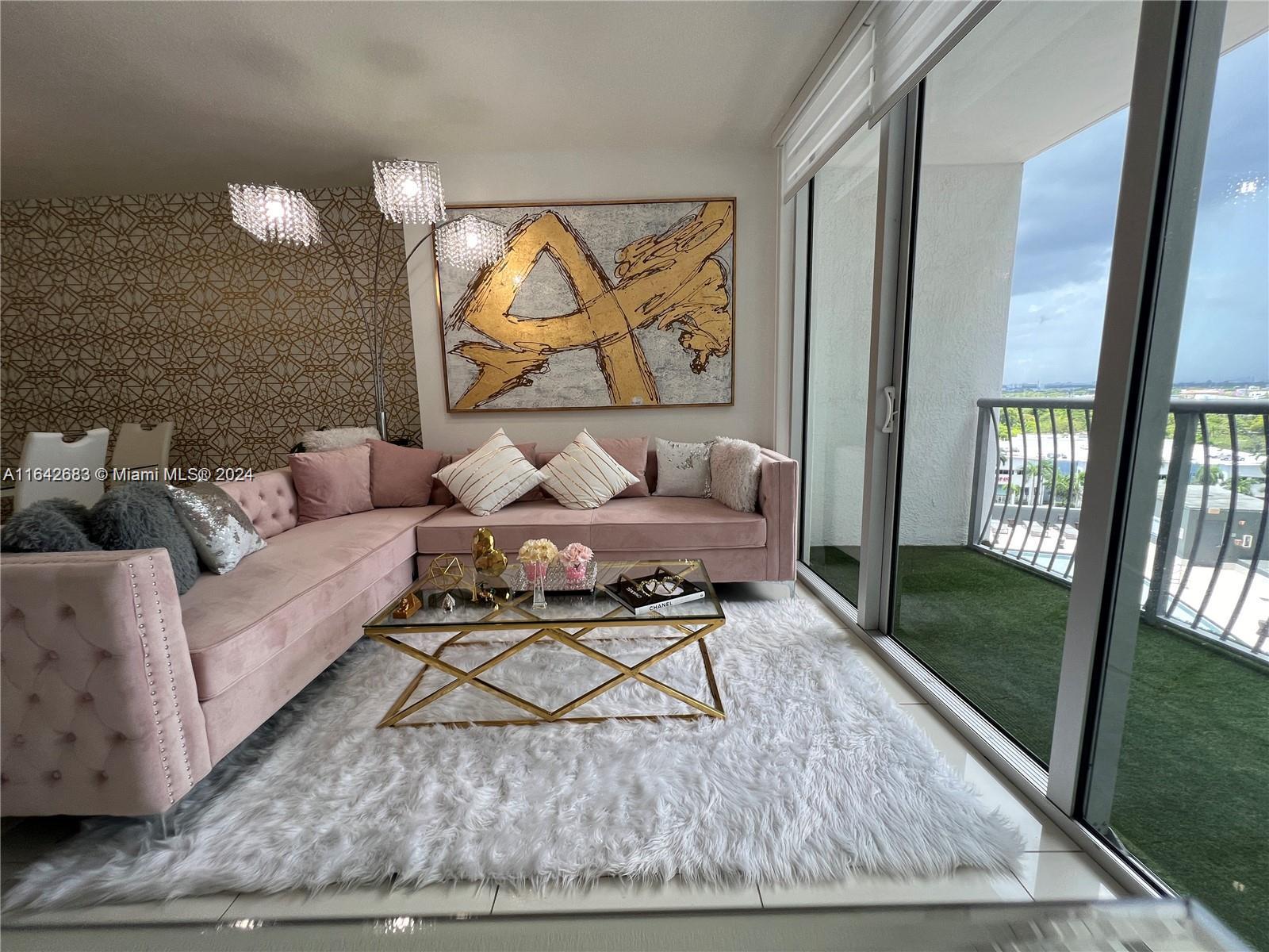 1750 N Bayshore # 1411