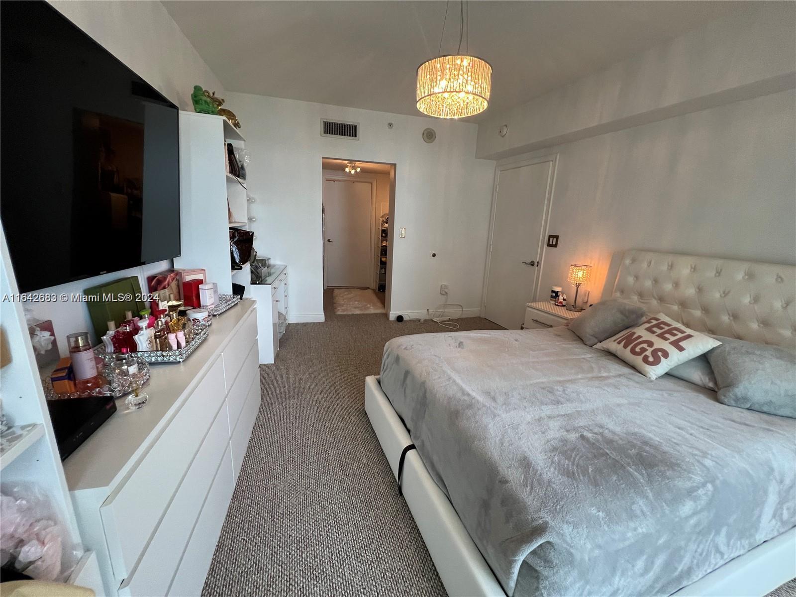 1750 N Bayshore # 1411