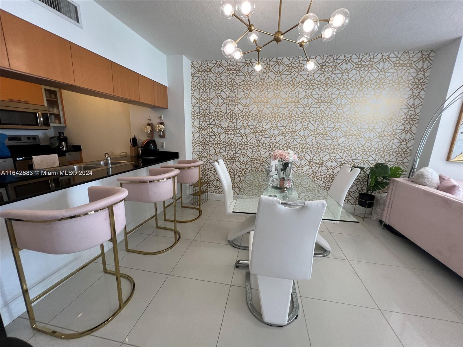 1750 N Bayshore # 1411