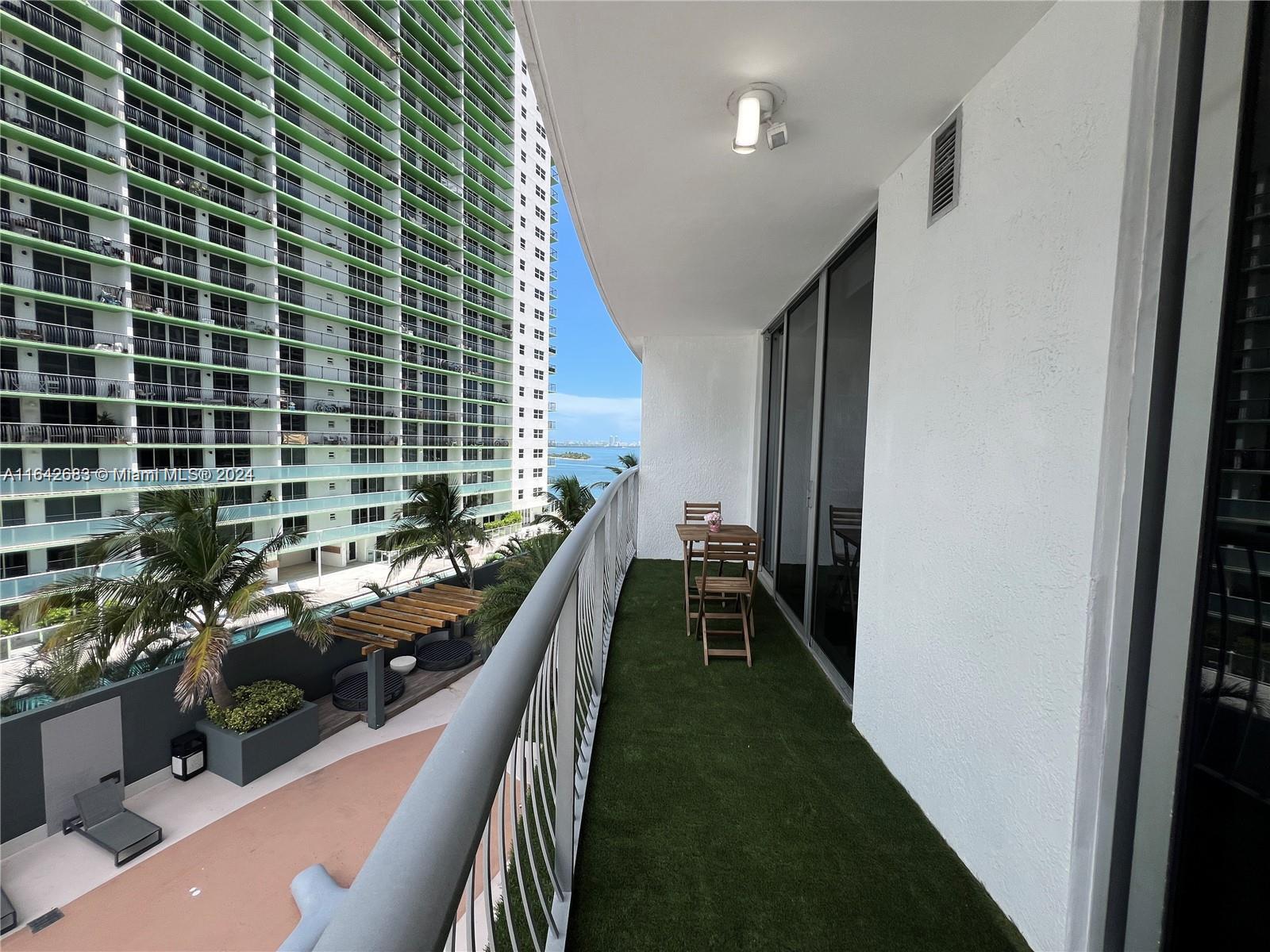 1750 N Bayshore # 1411