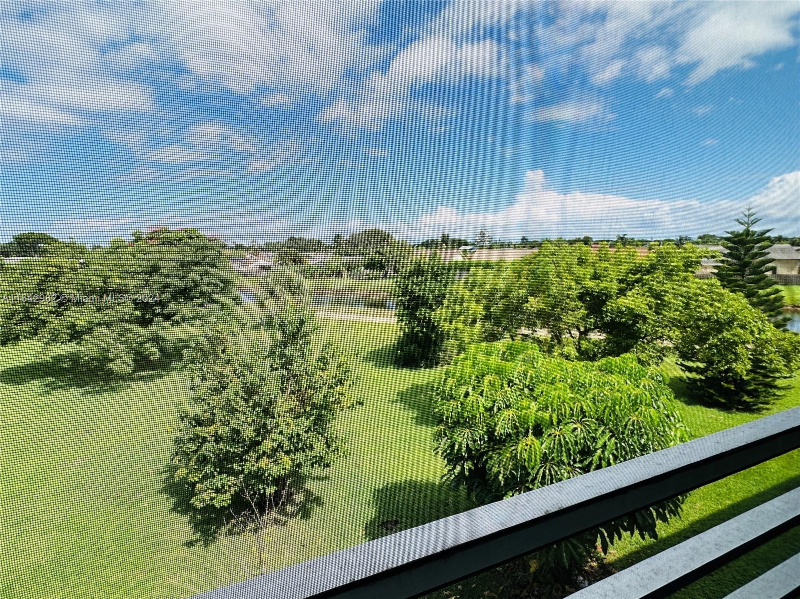 9621 Sunrise Lakes Blvd Unit: 310