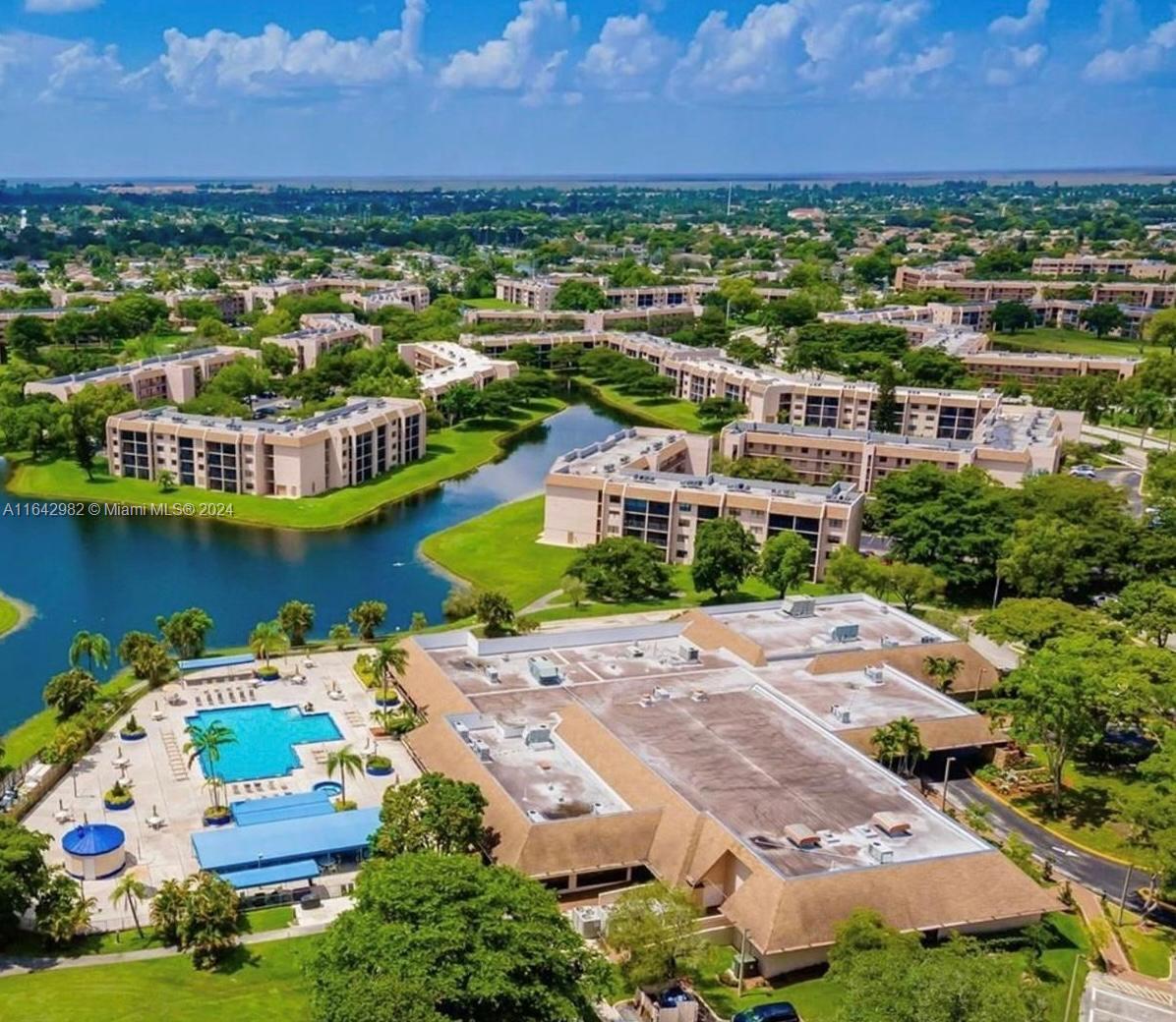 9621 Sunrise Lakes Blvd Unit: 310