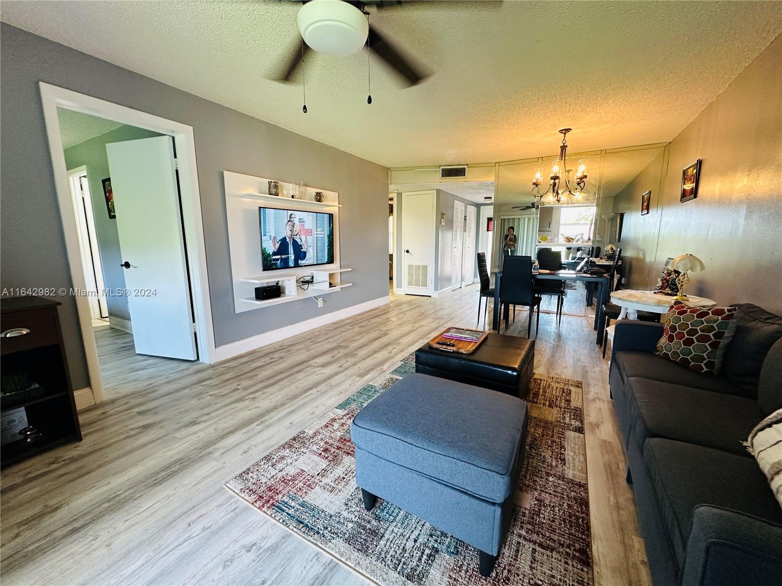 9621 Sunrise Lakes Blvd Unit: 310