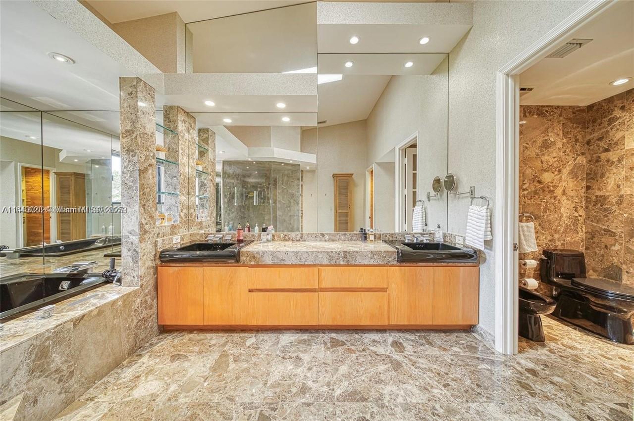 6124 Paradise Point Dr # 6124