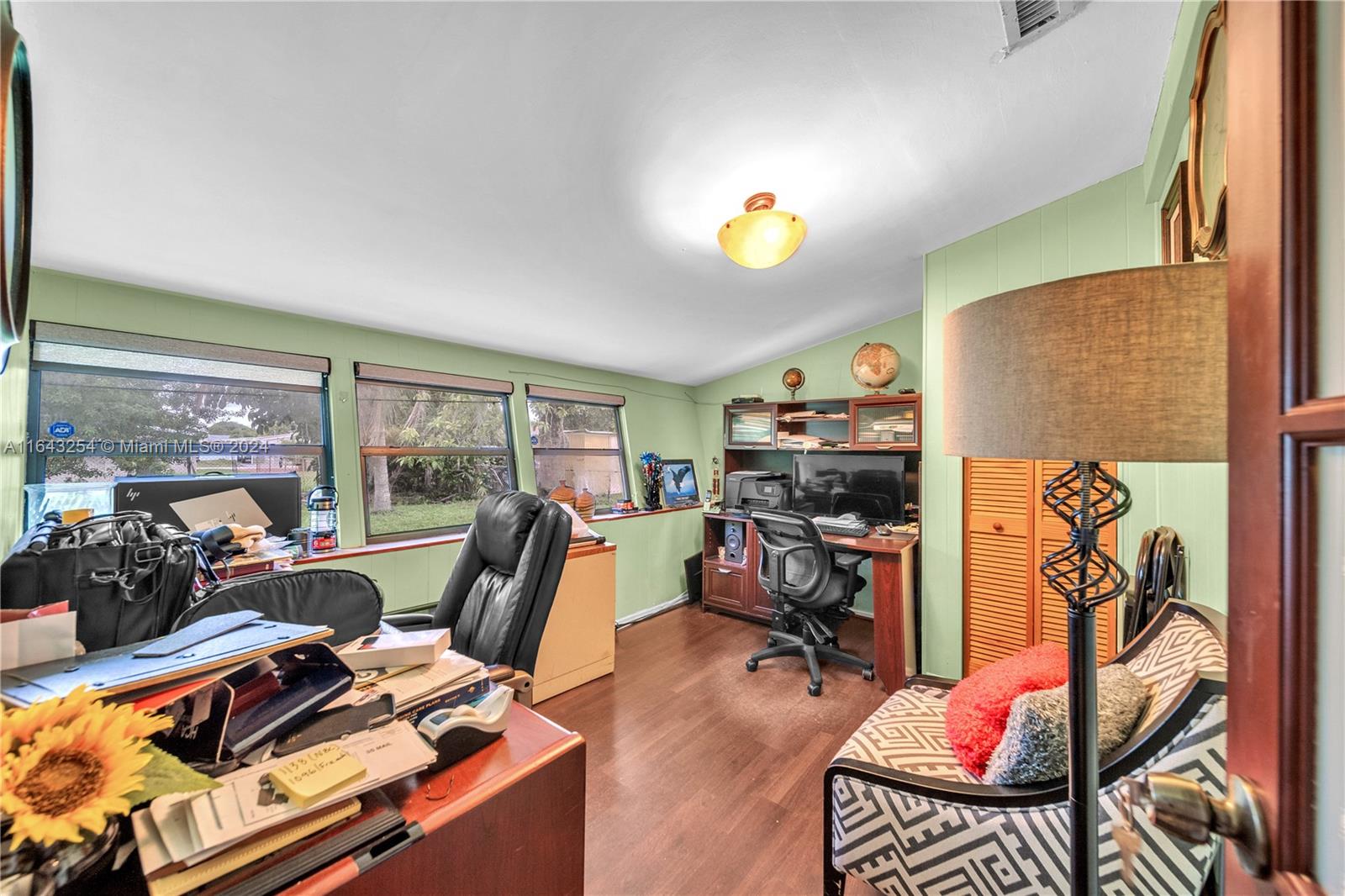 1301 NW 175th Ter
