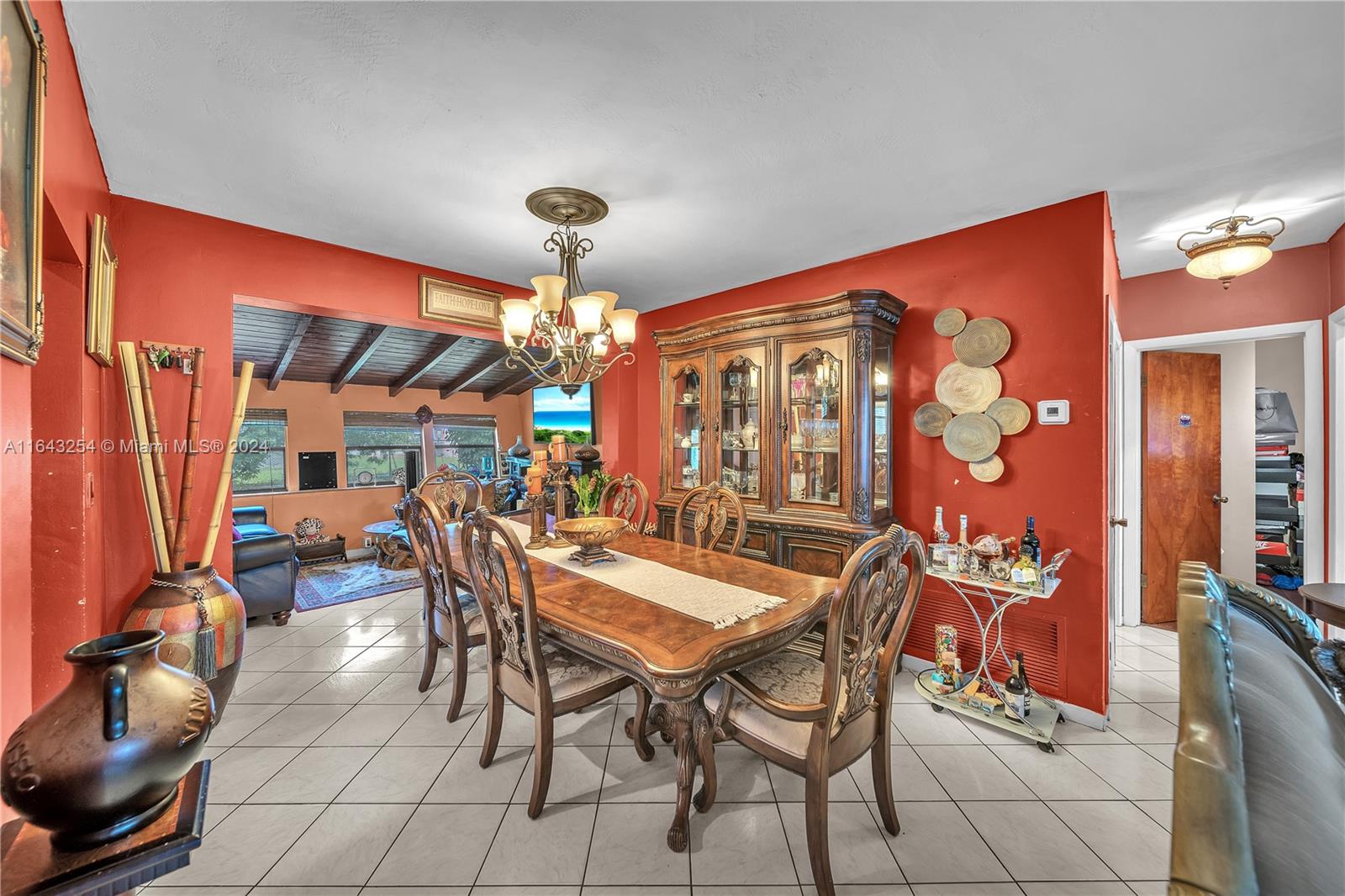 1301 NW 175th Ter