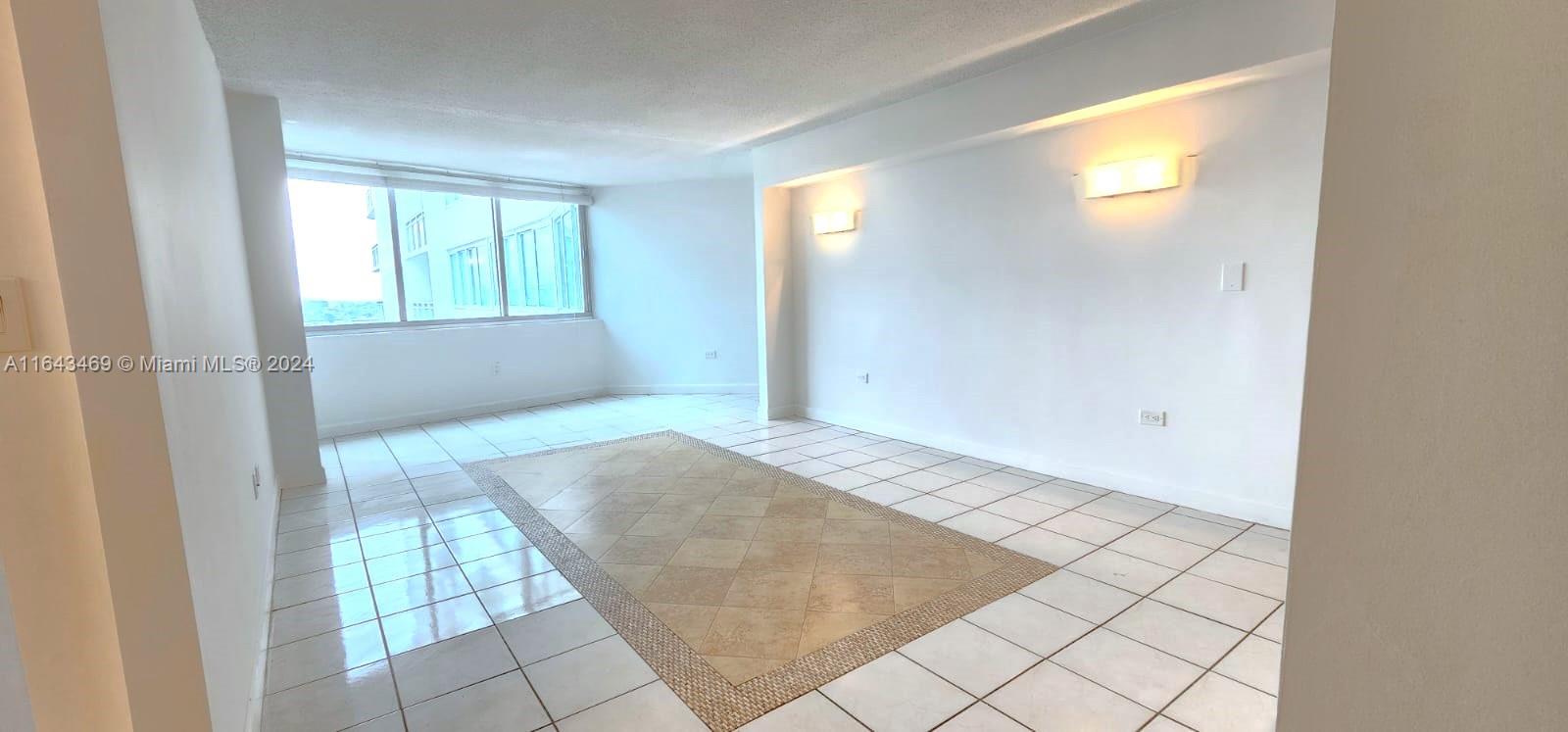 7135 Collins Ave # 1421