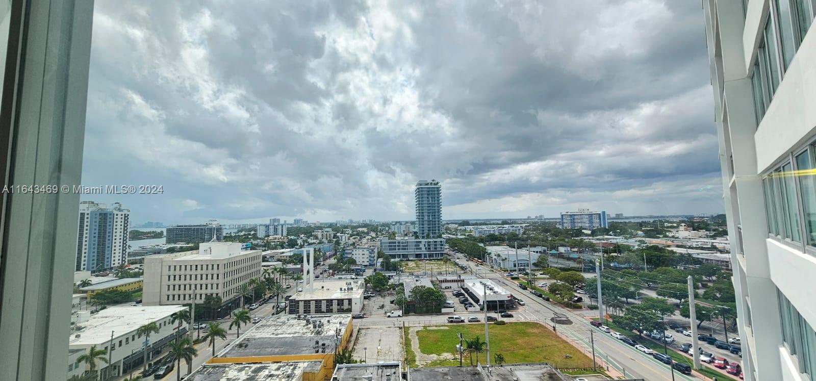 7135 Collins Ave # 1421