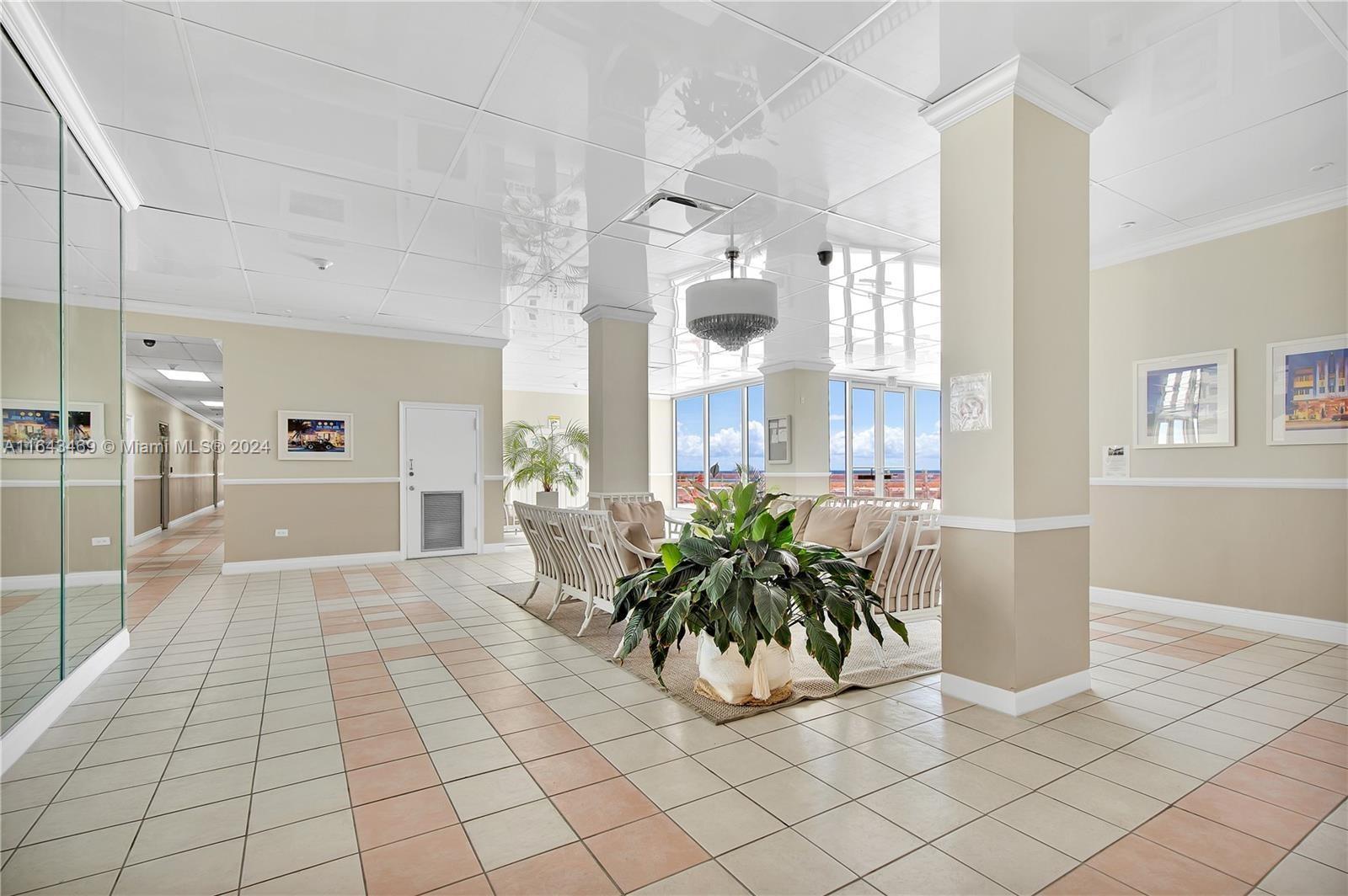 7135 Collins Ave # 1421