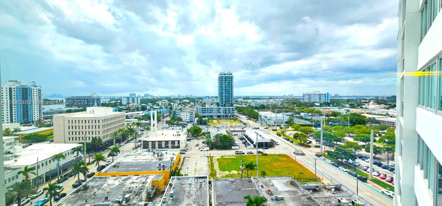 7135 Collins Ave # 1421