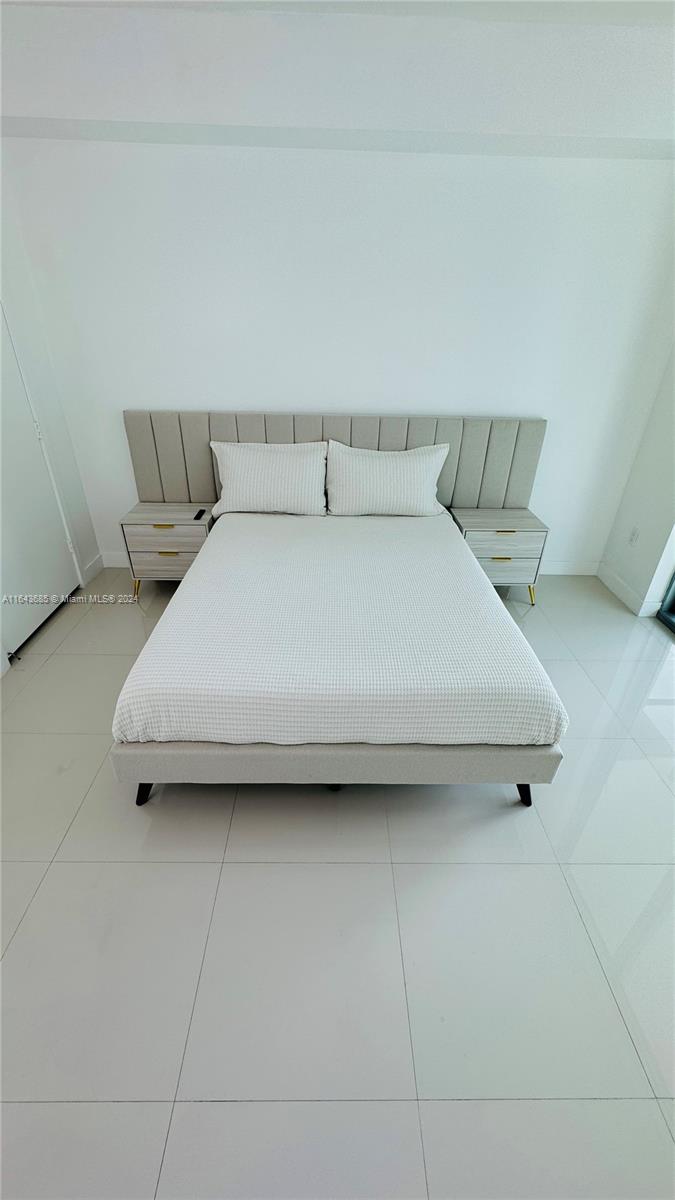 1111 SW 1st Ave Unit: 3416-N