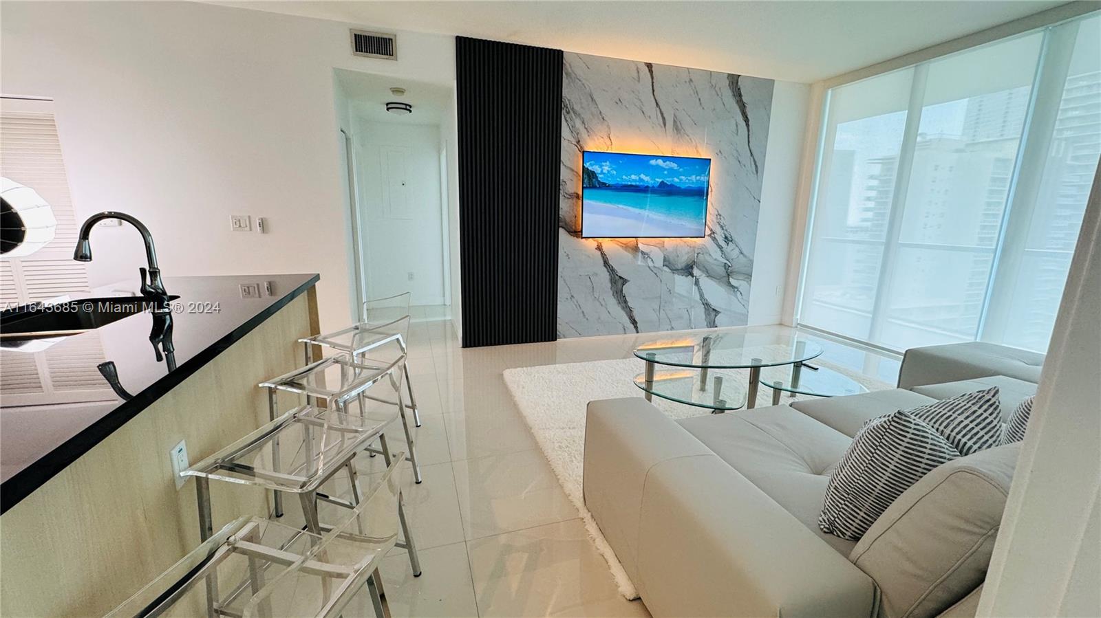 1111 SW 1st Ave Unit: 3416-N