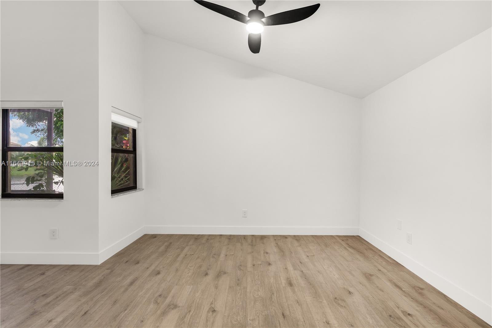 620 SW 113th Ter