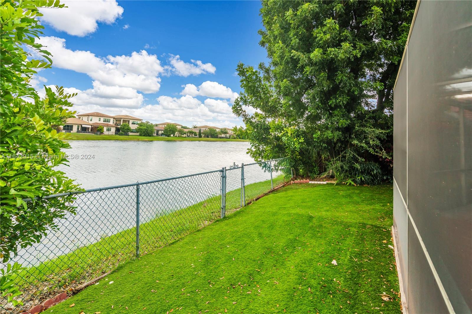 620 SW 113th Ter