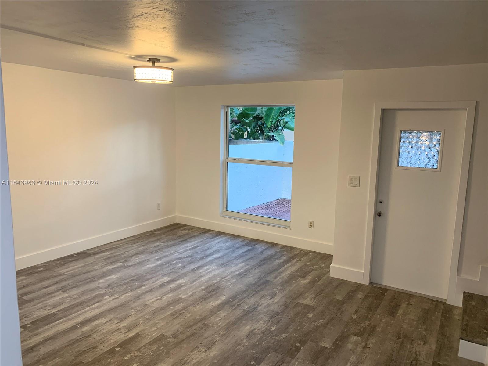 9777 SW 93rd Ter