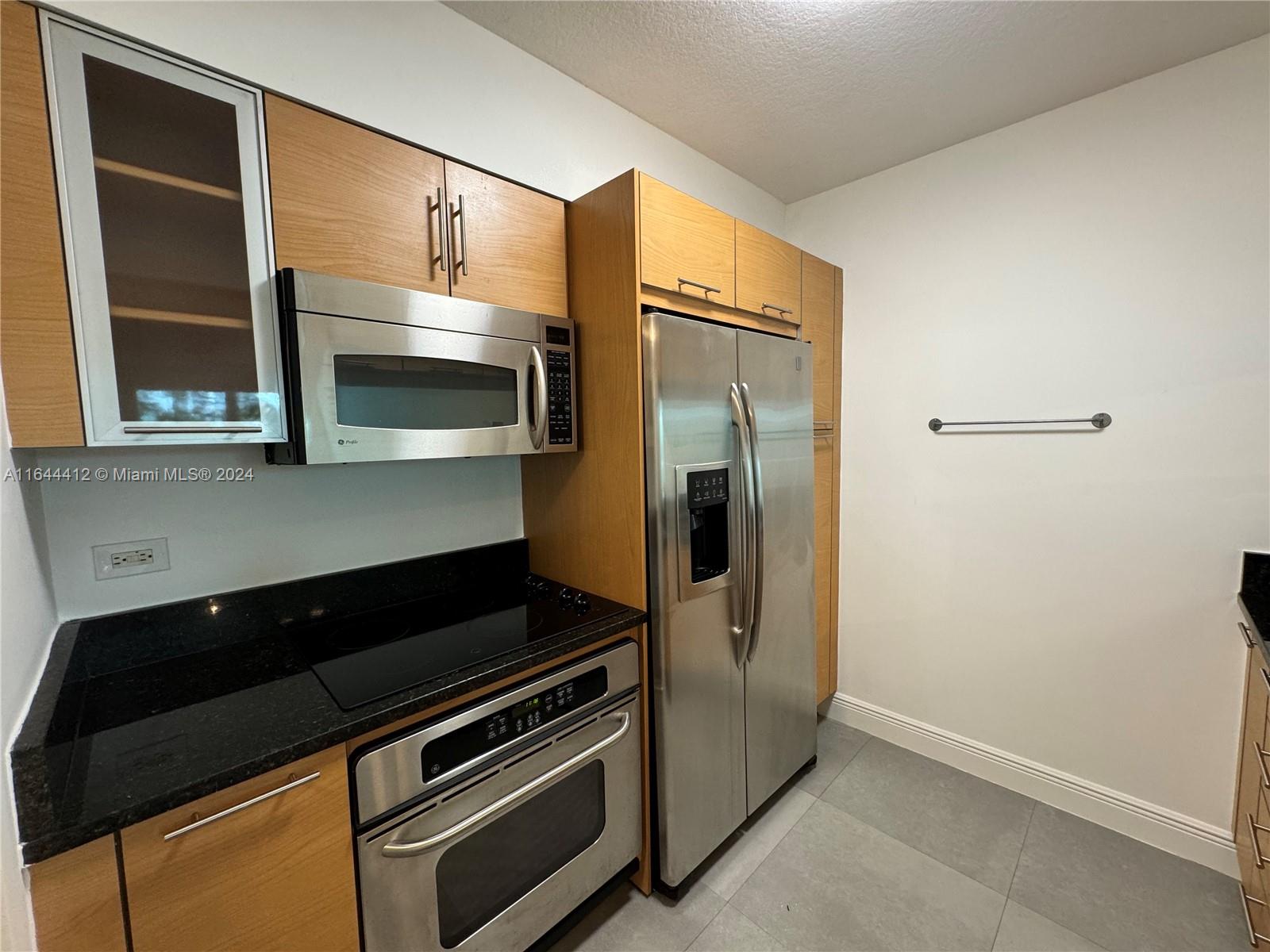 31 SE 5th St # 309