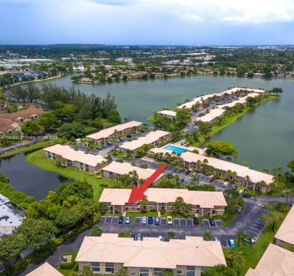 5580 Lakeside Dr # 102