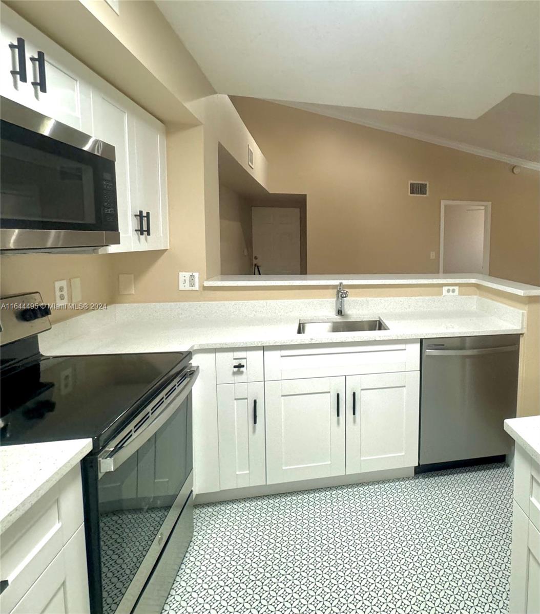 2133 Renaissance Blvd # 304