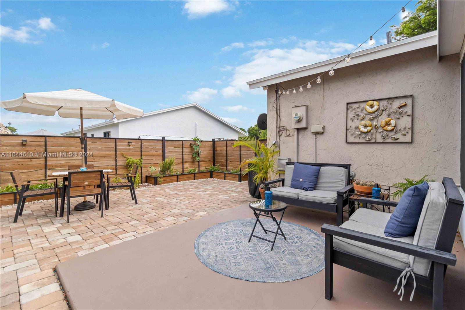 4925 Neros Drive