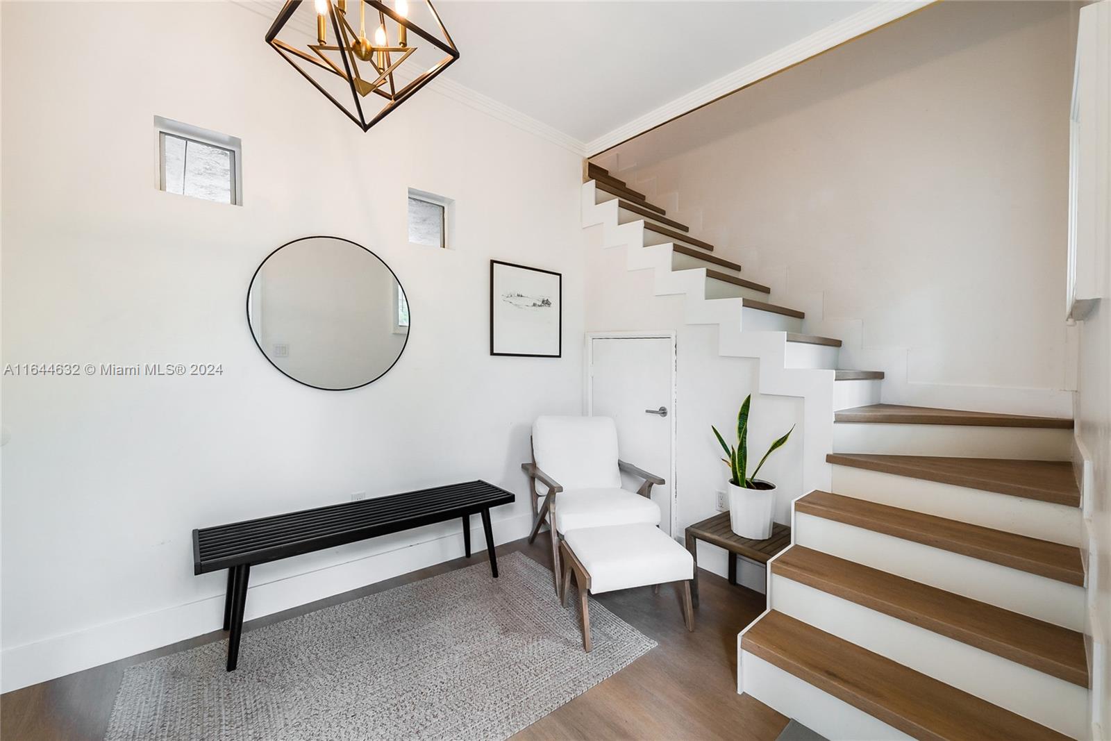 261 Navarre Ave # 1 Unit: B-1