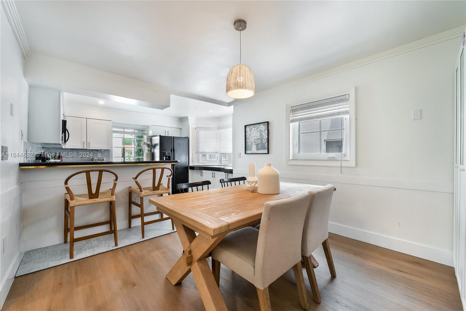 261 Navarre Ave # 1 Unit: B-1