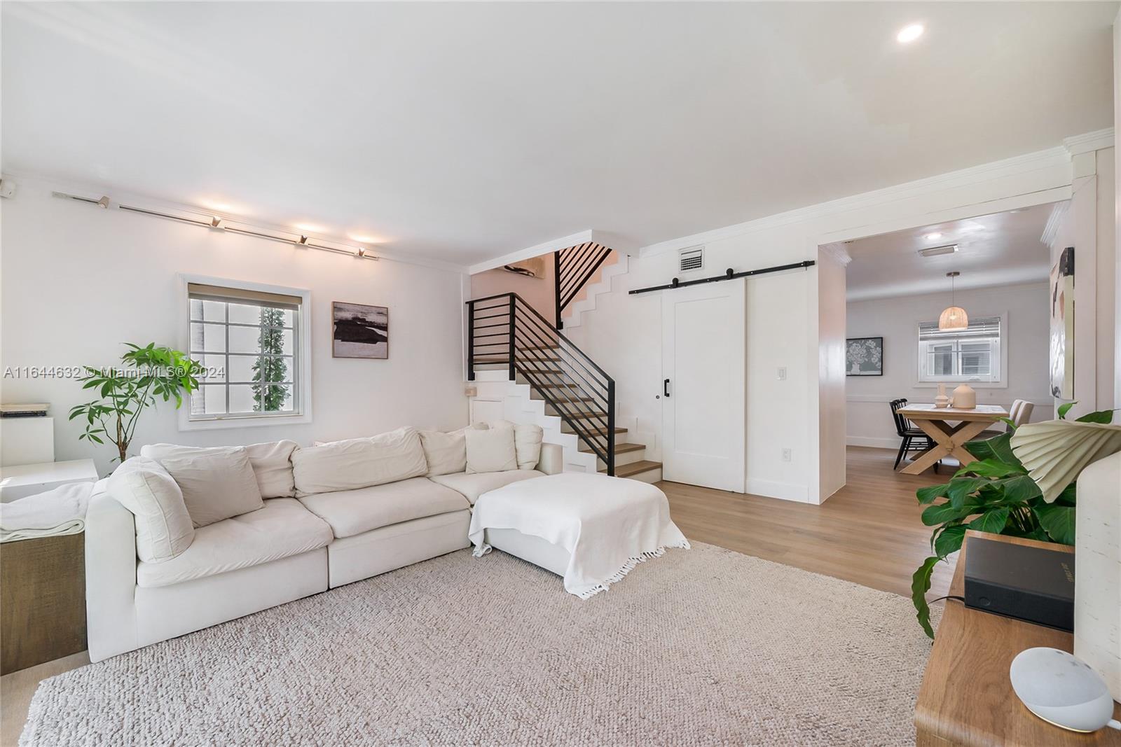 261 Navarre Ave # 1 Unit: B-1