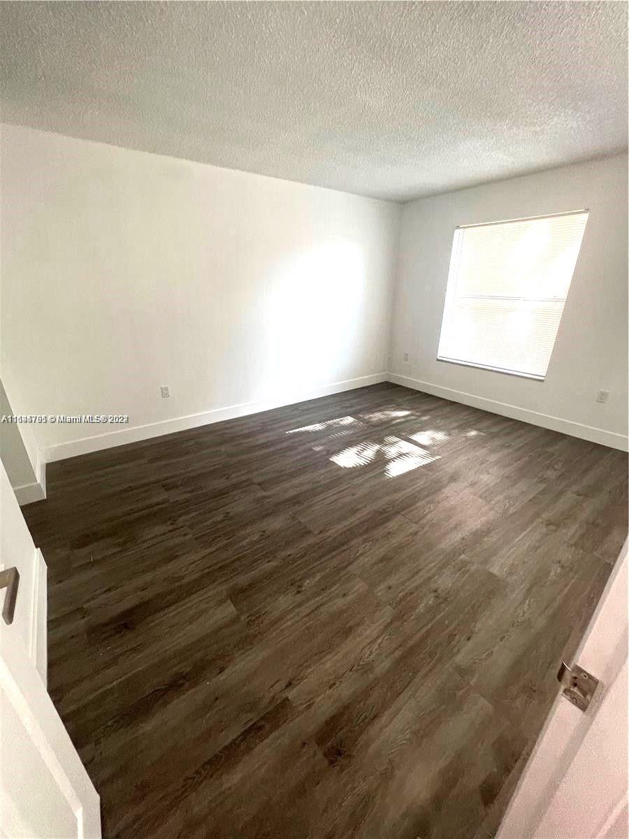 5201 NW 7th St # 211