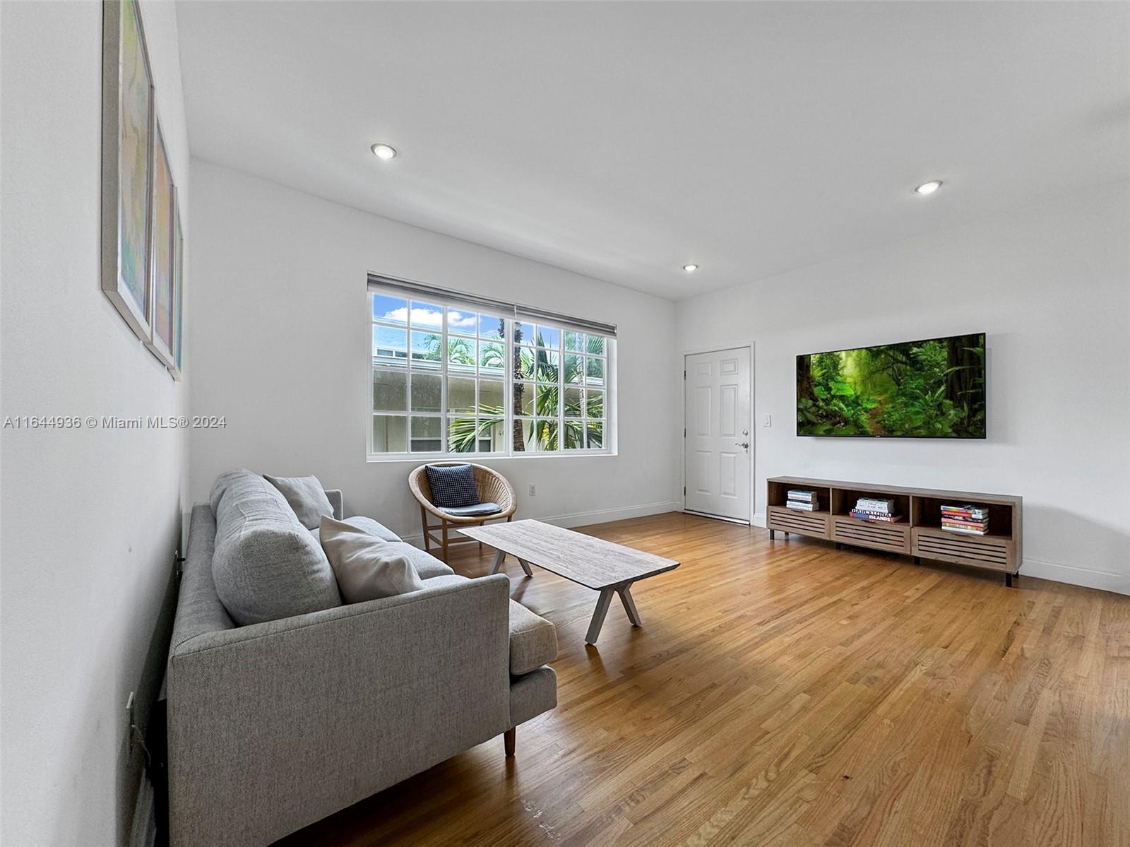 1330 Drexel Ave # 204