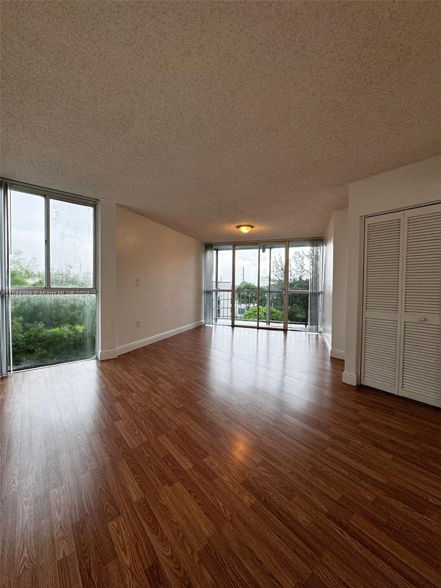 7125 NW 186th St # B508