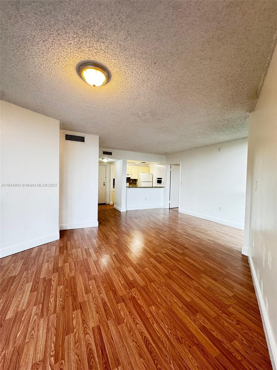 7125 NW 186th St # B508