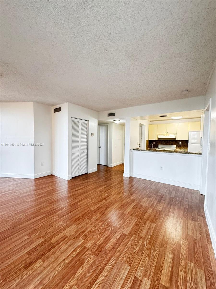 7125 NW 186th St # B508