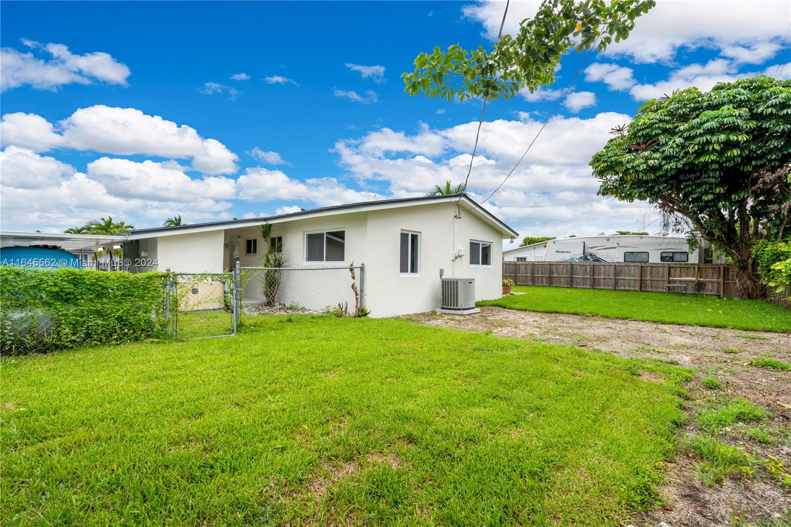 8842 SW 41st Ter # 8842
