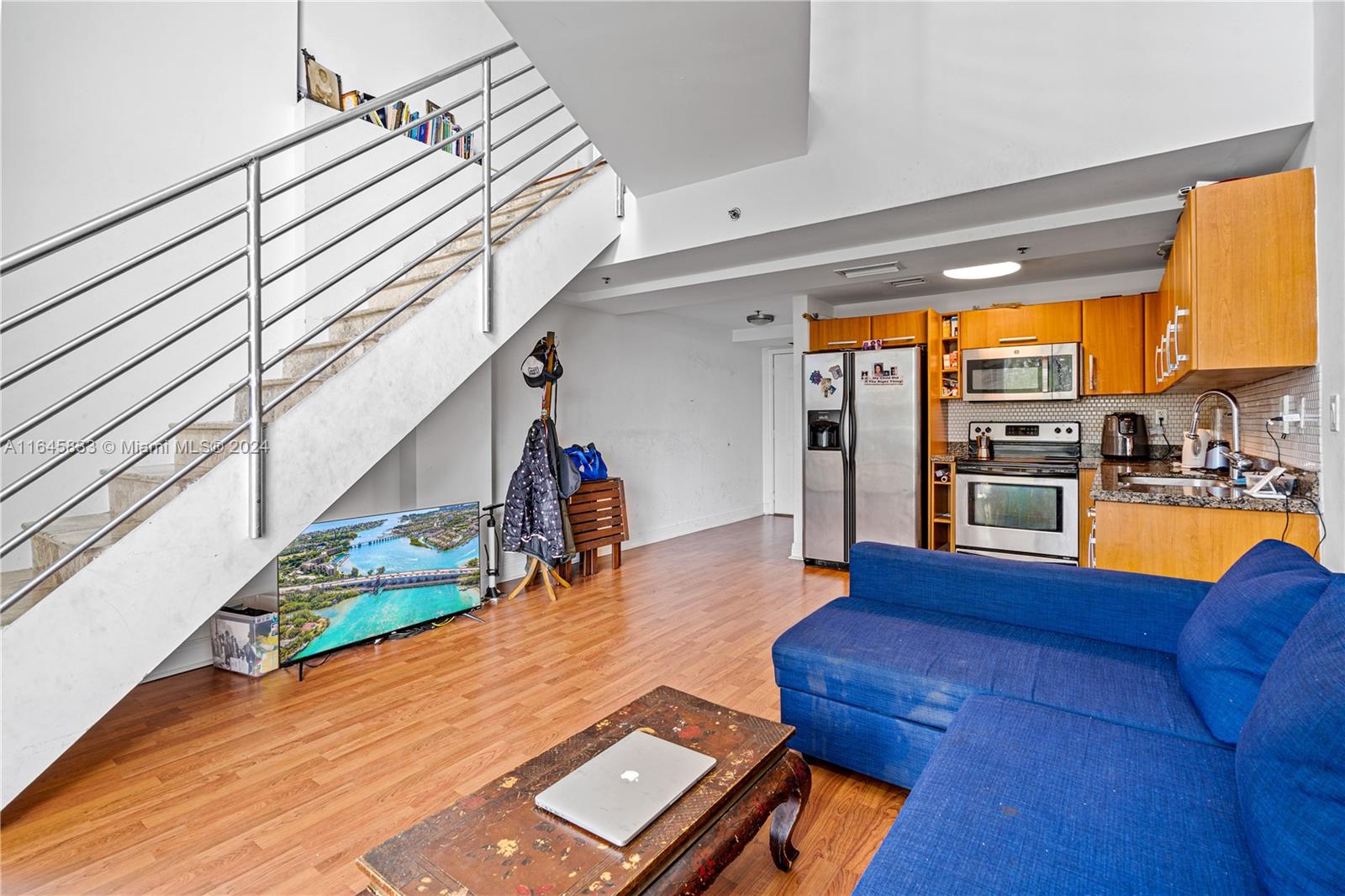 6362 Collins Ave # 503